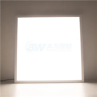 Led-verlichte glazen panelen