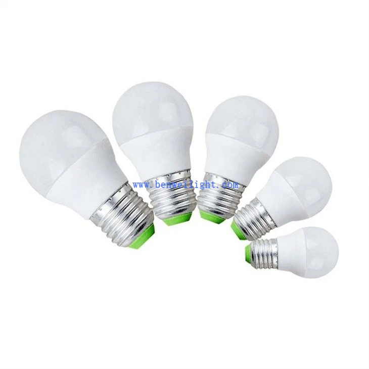 Dimbare witte gloeilampen