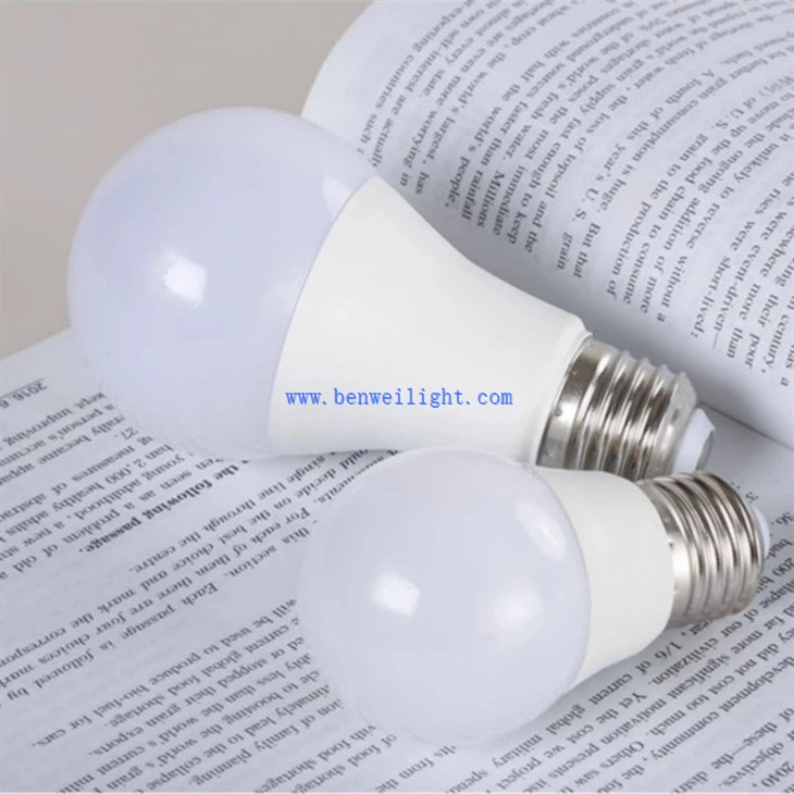 White Color Aluminum Body Led Bulb (4)